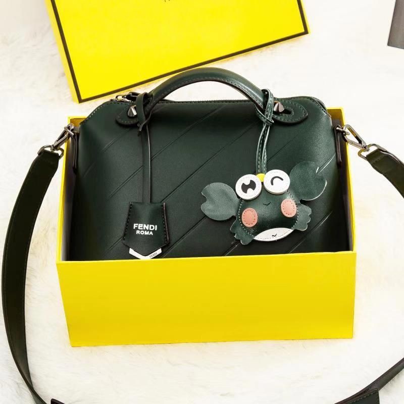 Tas Fendi import dapat Box import Quality