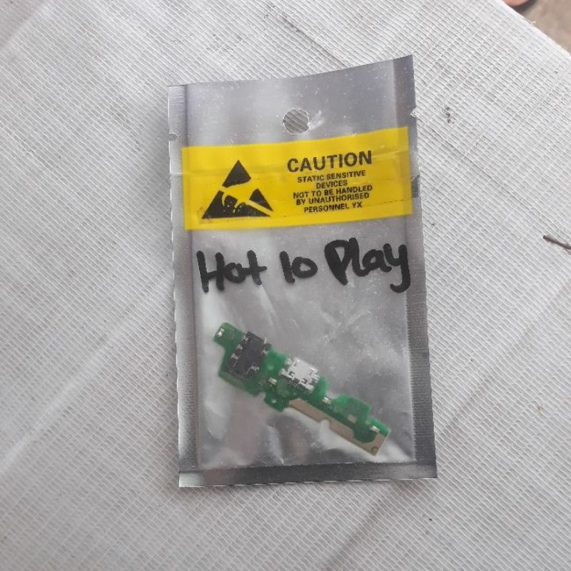 fleksible konektor infinix hot 10 play