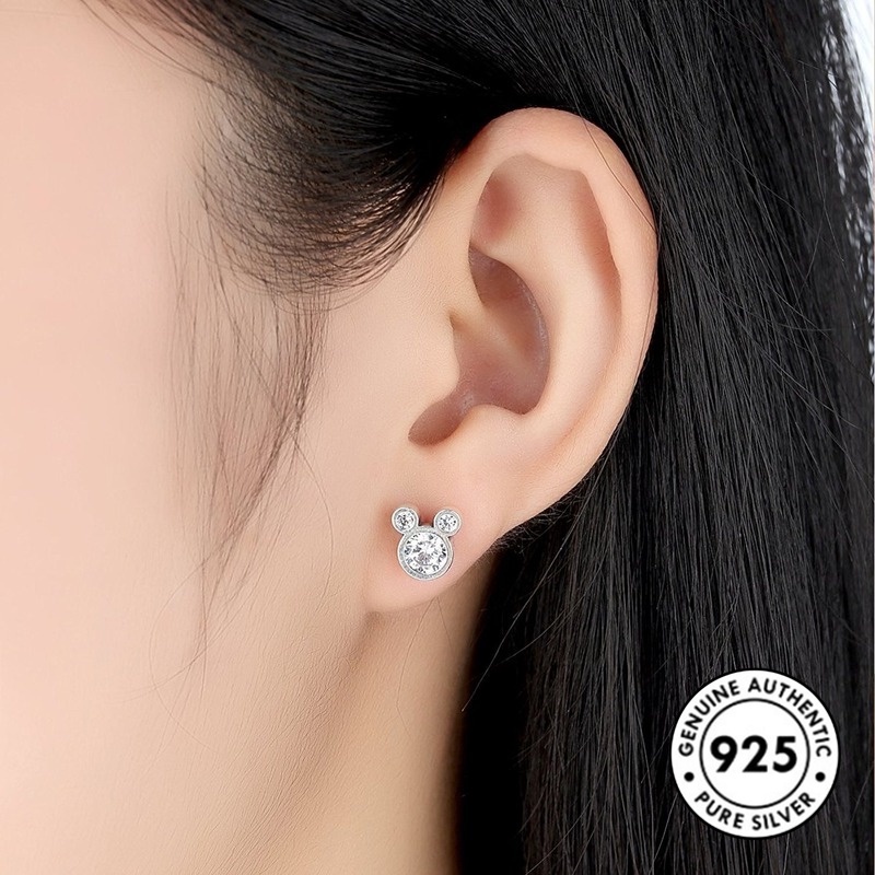 Anting Tusuk Motif Mickey Mouse Lucu Bahan Sterling Silver 925 Untuk Wanita