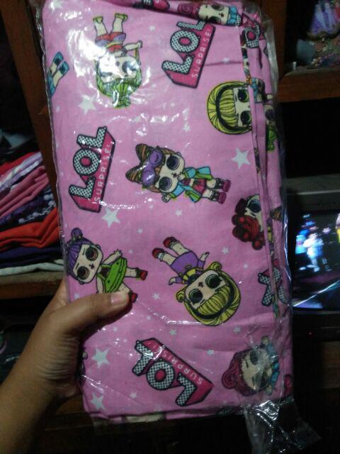 Sprei Homemade Madeena Size 160x200 T:20cm Disperse Grade A