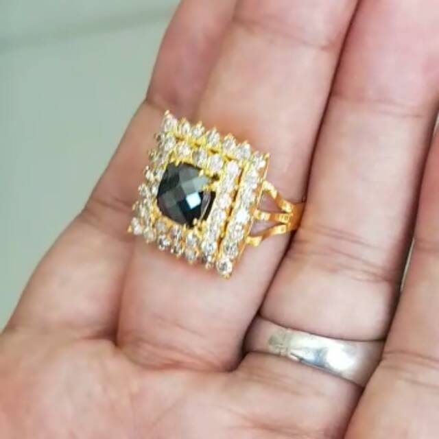 Berlian Banjar Asli model segi empat tengah Berlian Hitam