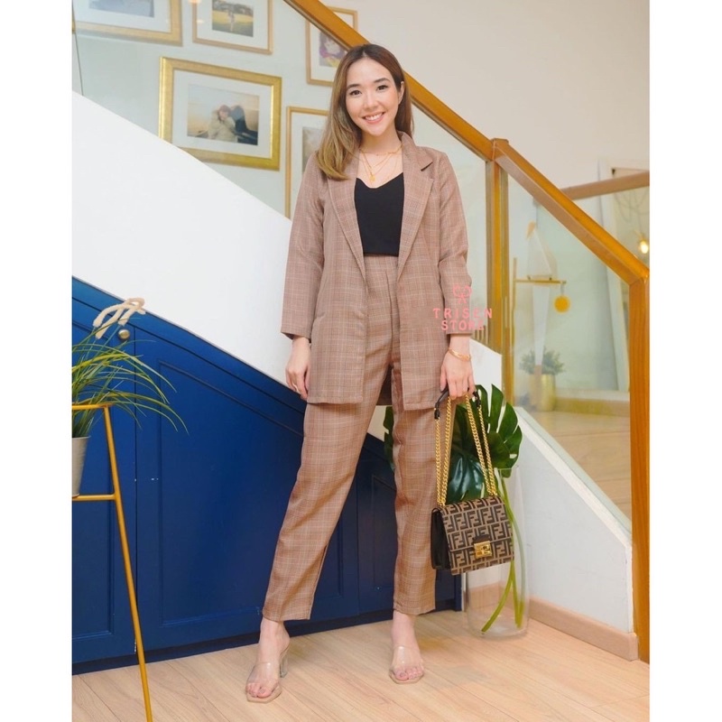 One Set Blazer Kotak Tartan 193