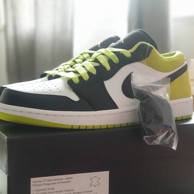 adidas advantage marvel