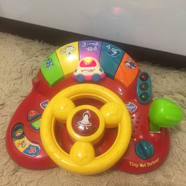 VTECH Tiny Tot Driver