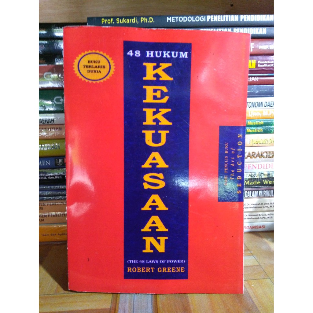 Buku 48 Hukum Kekuasaan by Robert Greene