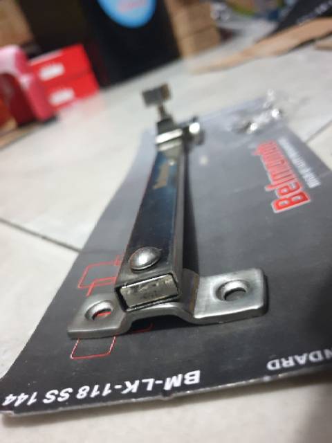 Lamskar jendela putar belmondo stainless 304