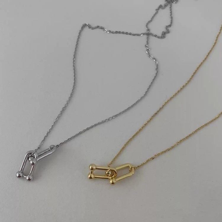 Kalung Rantai Dengan Liontin Bentuk U Warna Silver / Gold Untuk Wanita