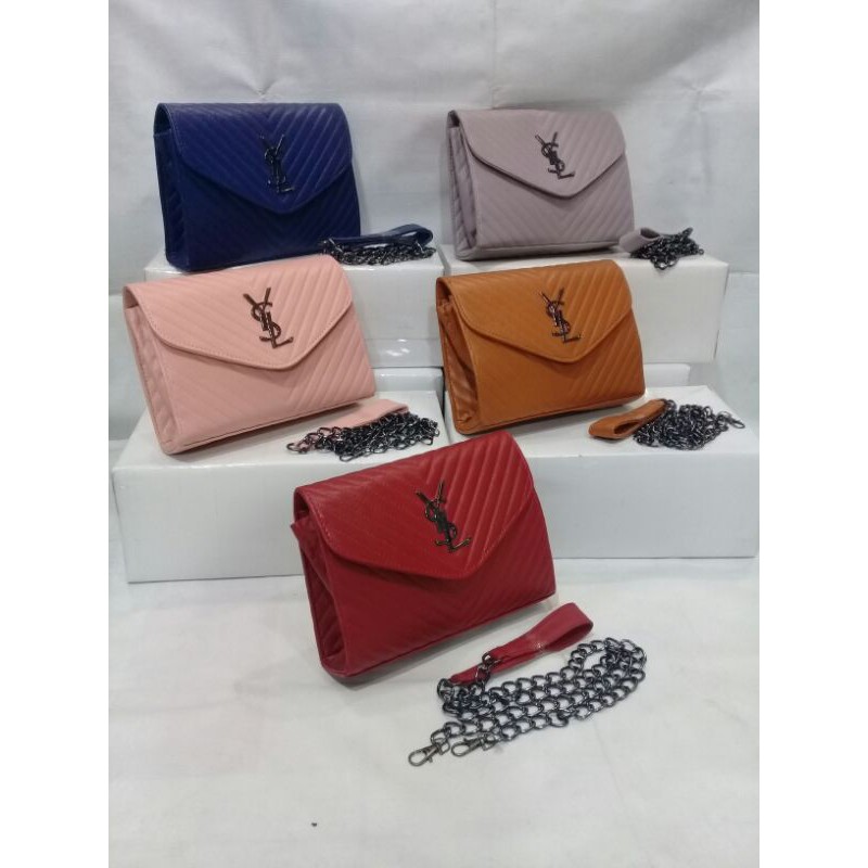 Tas YSL ada tali rantai bisa dilepas