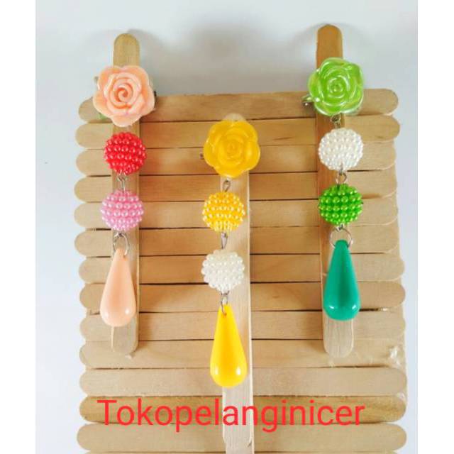 Bros Dagu Juntai Hijab Mawar Tetes by TokoPelangiNicer Souvenir Aksesoris Bross Handmade