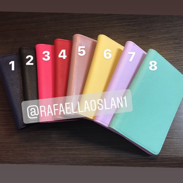 

case pasport pastel colour