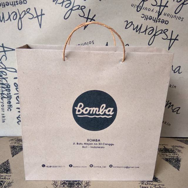 

Paperbag custom size kraft coklat/putih 150gr P24 x L8 x T18