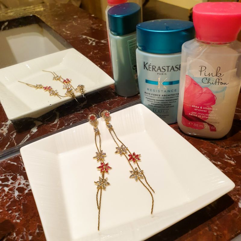 Anting Korea Kristal Bunga Merah Muda Panjang