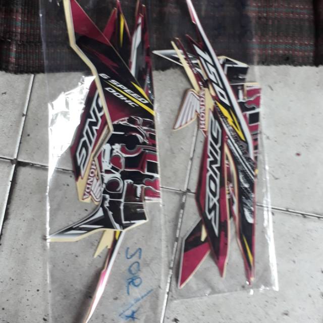 Striping sticker honda sonic 150r 2016 ori
