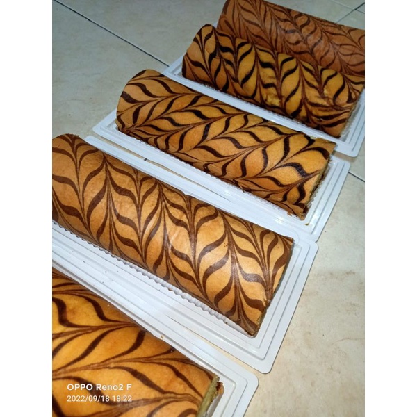 

BAKED ROLL CAKE UKURAN 24 CM