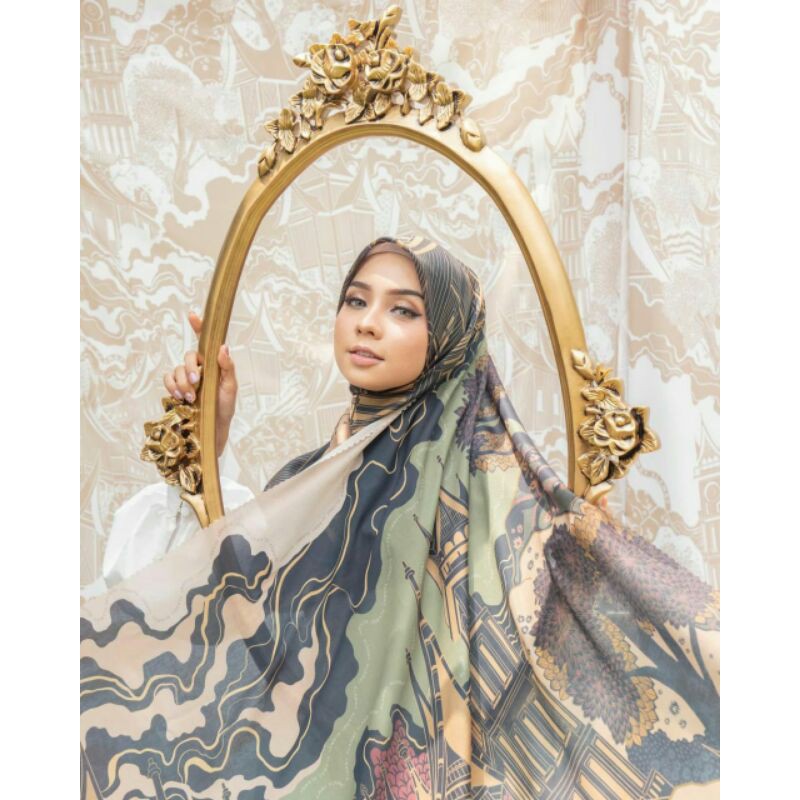 Gadang scarf by wearing klamby