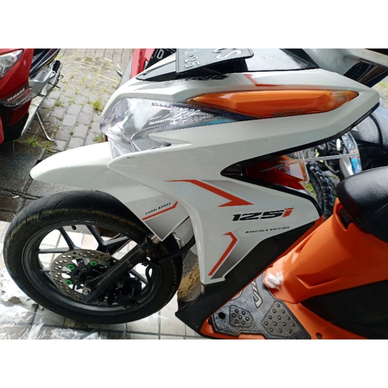 STRIPING TRANSPARAN VARIO 125 OLD CUSTOM STICKER VARIO 125 OLD TRANSPARAN