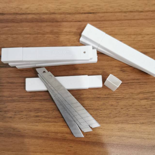 

Anak mata pisau cutter kenko A100/ refill cutter kenko A100 isi 5 pc