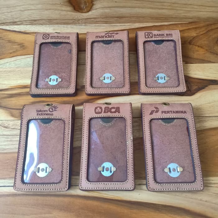 

Unik ID CARD HOLDER Kulit sapi asli 2 slot lipat terakhir