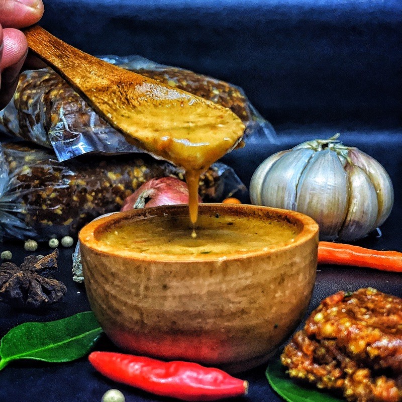 

Sambal Pecel Padat by Sambalnya Oma enak gurih PAS murah pasti nagih Tahan 5 bulan.