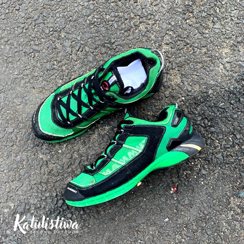 Sepatu Outdoor Mammut Second