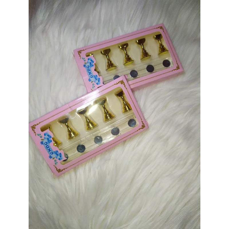 HOLDER DISPLAY KUKU MAGNET BISA COPOT PASANG UNTUK NAIL ART KUKU PALSU