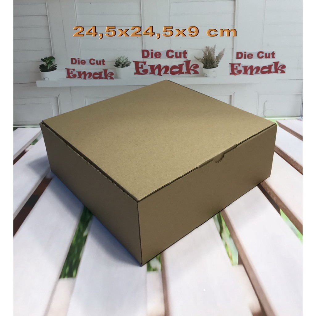 

kardus uk. 24,5x24,5x9 cm kotak box karton Die Cut