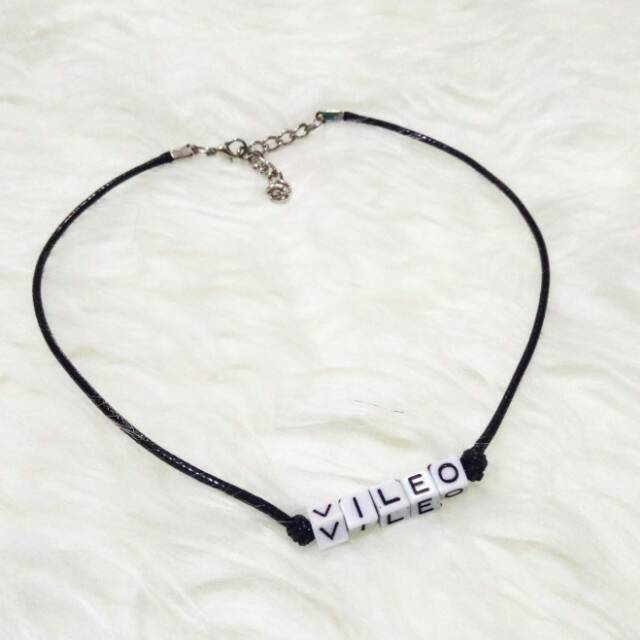 Kalung Nama Custom Monochrome Putih | White Monochrome Words Necklace | Handmade