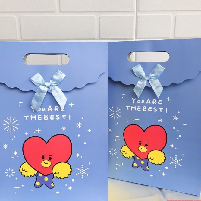 

PAPER BAG BT21 BUNGKUS KADO TATA