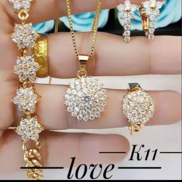 Xuping 1 set perhiasan lapis emas