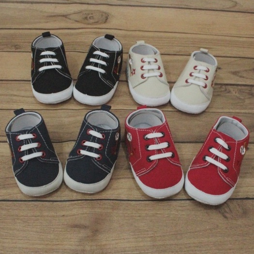 Sepatu Anak Bayi Prewalker Bayi Cowok Laki Laki Anti Slip Sol Halus Converse Sport Casual Motif