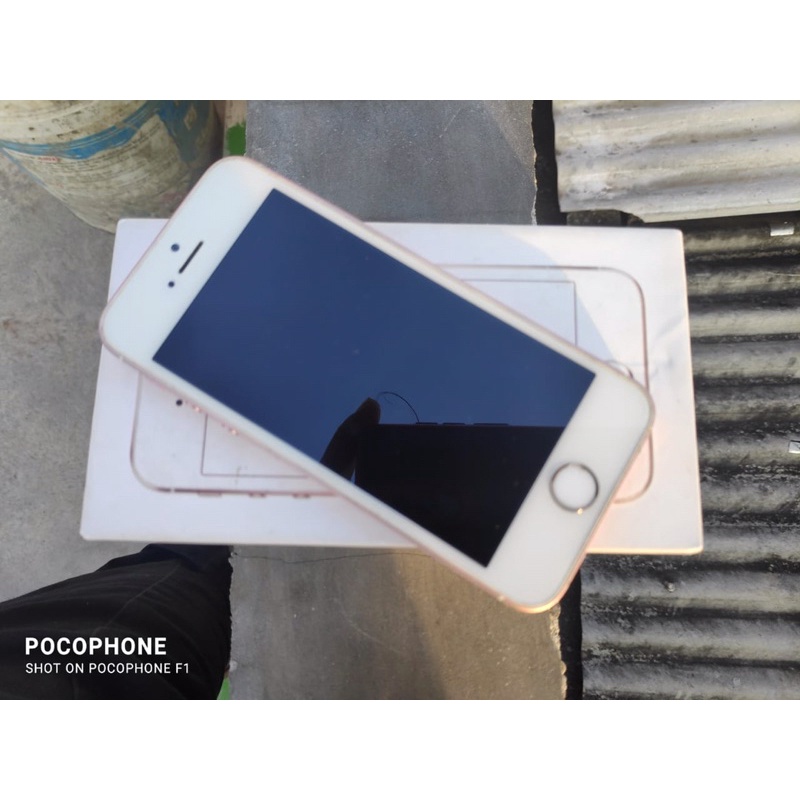 iphone SE 2016 128gb