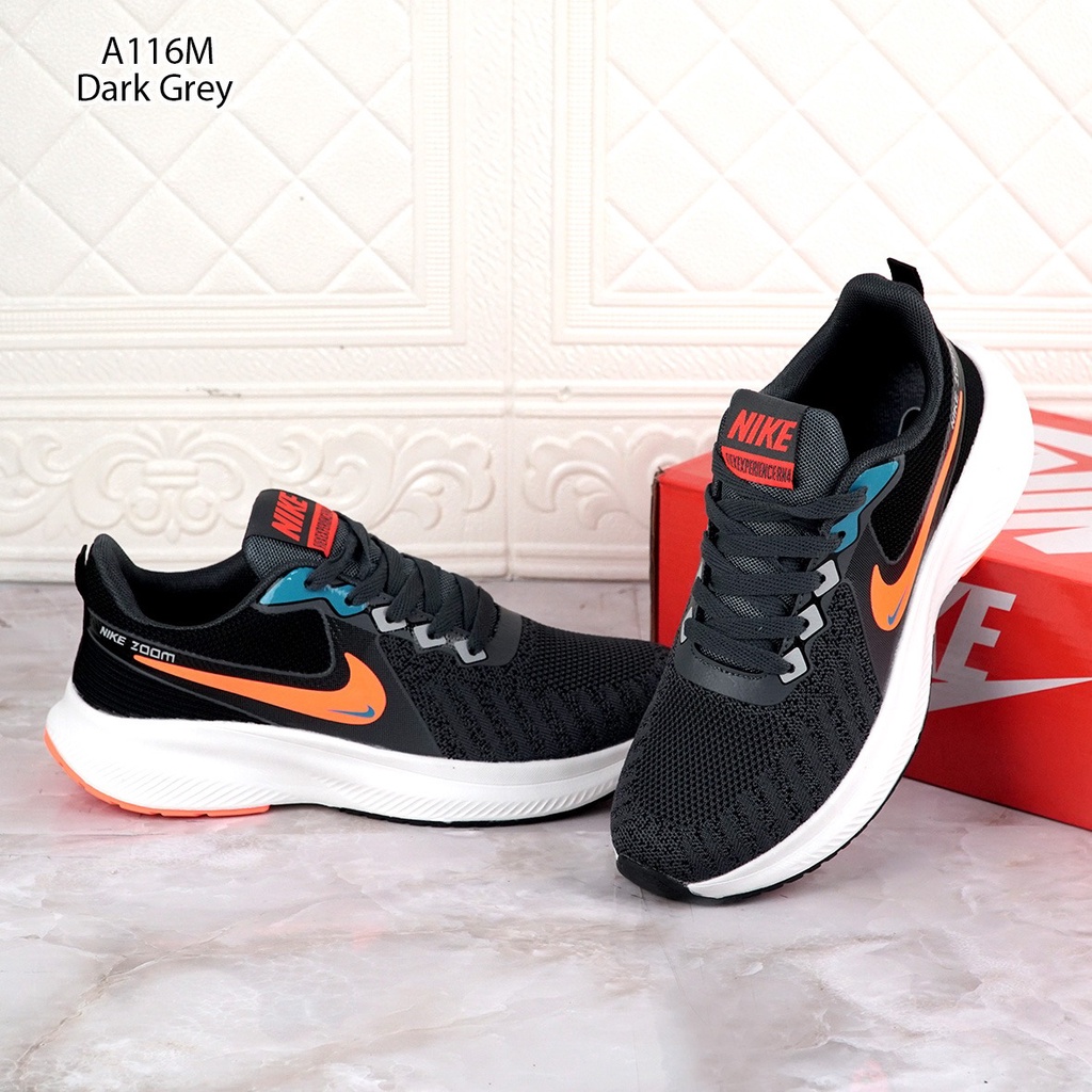 SEPATU COWOK NK ZOOM A116M