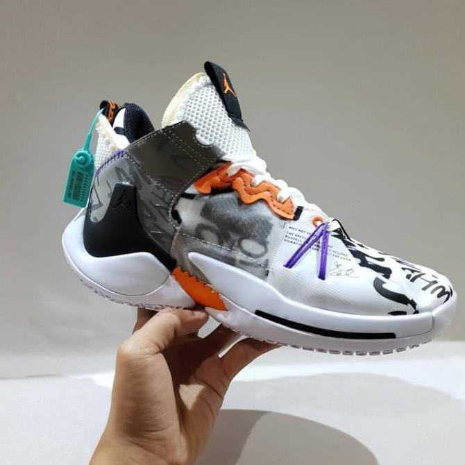 ⭐⭐ BISA DITAWAR SEPATU OLAHRAGA CEWEK⭐⭐ NIKE JORDAN WHY NOT ZERO 0.2 - WHITE ORANGE -