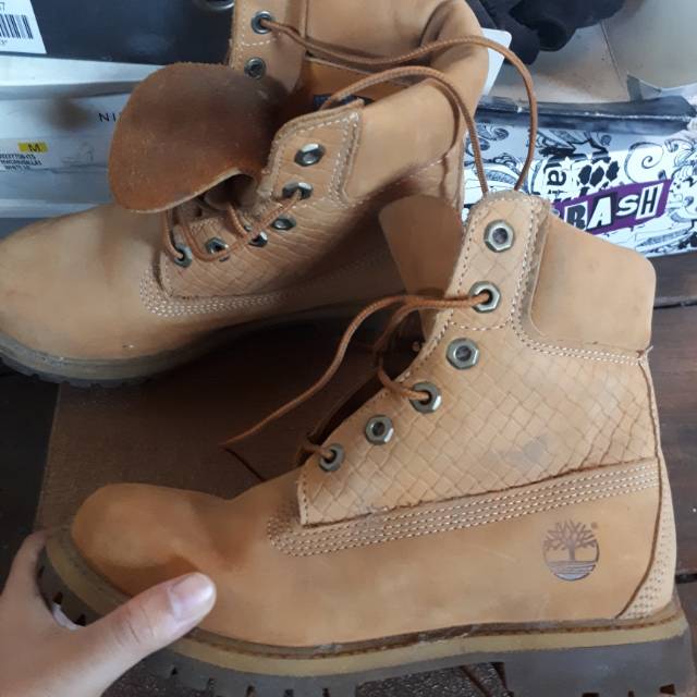 timberland boots near me