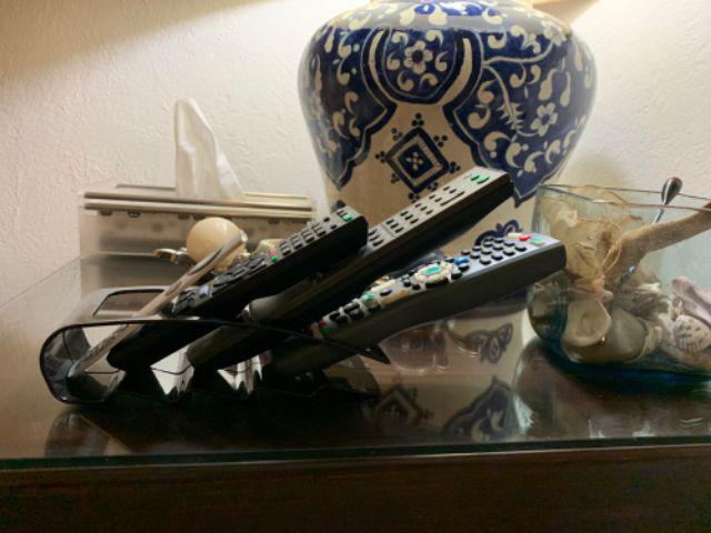 Remote Holder Tempat Remote Tv Remote Control Rak Remote Ac Perlengkapan Peralatan Rumah Tangga 210