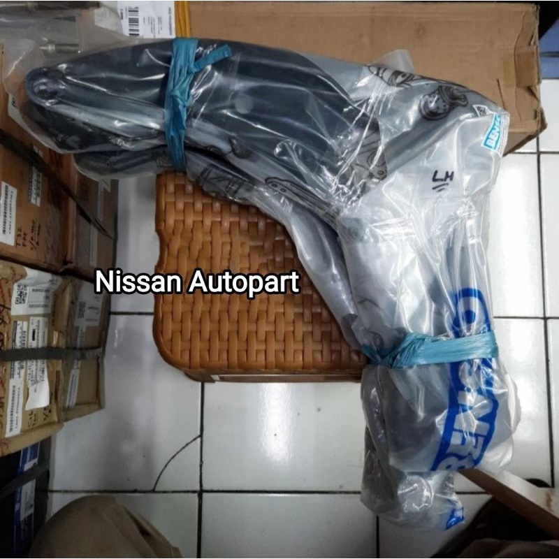 Lower Arm Nissan March Non Original