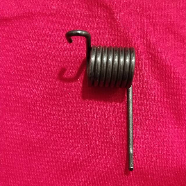 PER/SPRING SENGGOLAN mesin jahit high speed industrial jarum 122T9-001A7