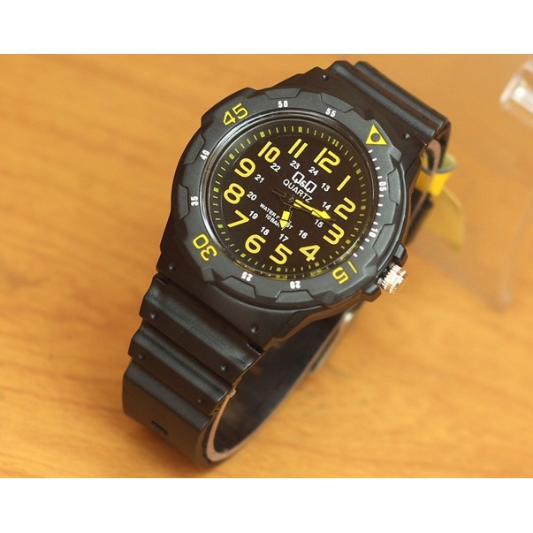 JAM TANGAN PRIA / WANITA QQ / QNQ SWAT SERIES BLACK YELLOW WATER RESIST