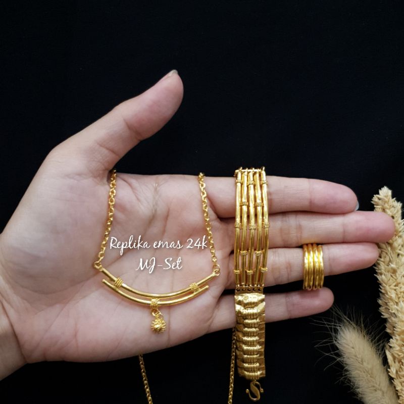 1 Set Replika Emas 24k (percis emas asli) awet tahan lama & bisa disepuh ulang