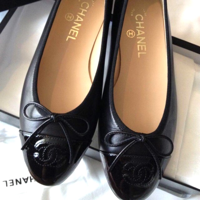 Chanel Classic Flats