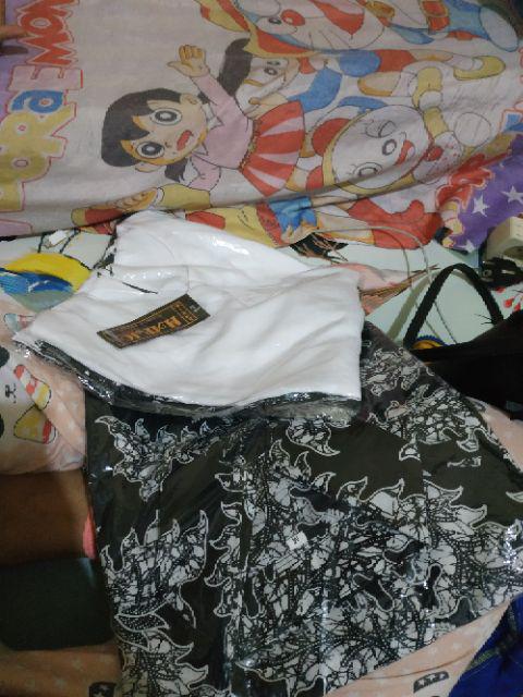 Maura Couple - Sania Ruffle Batik Couple Ori Ndoro Jowi Garansi Termurah Shopee -  Batik Solo Modern