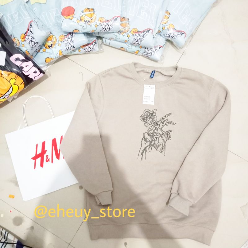 CREWNECK H&amp;M PASSION NEVER REGRET SESAME STREET CREWNECK CREAM SWEATER CREAM CREWNECK HNM ORIGINAL