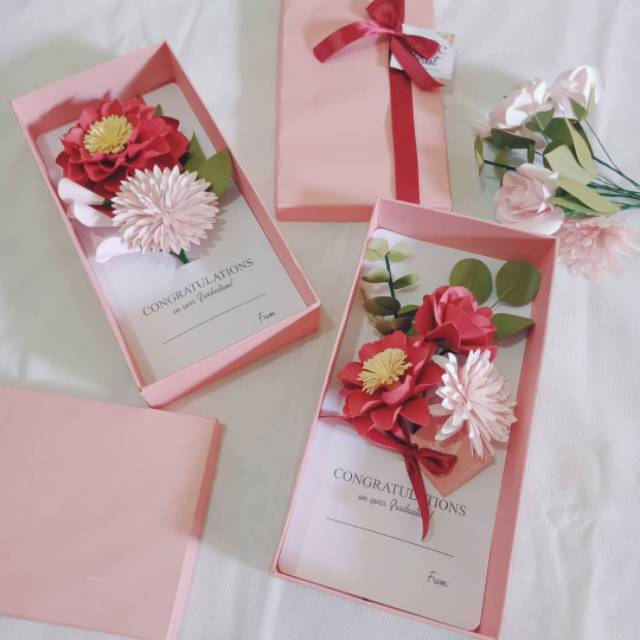 

Flower gift card in a box