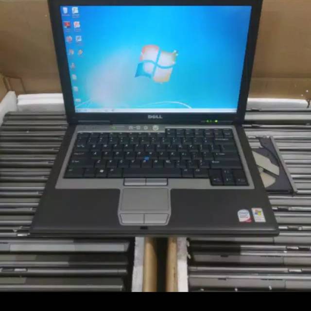 Laptop Dell Latitudr D620 D630 E6400 ram 4 gb SSD 256 gbPromo MURAH bagus bergaransi