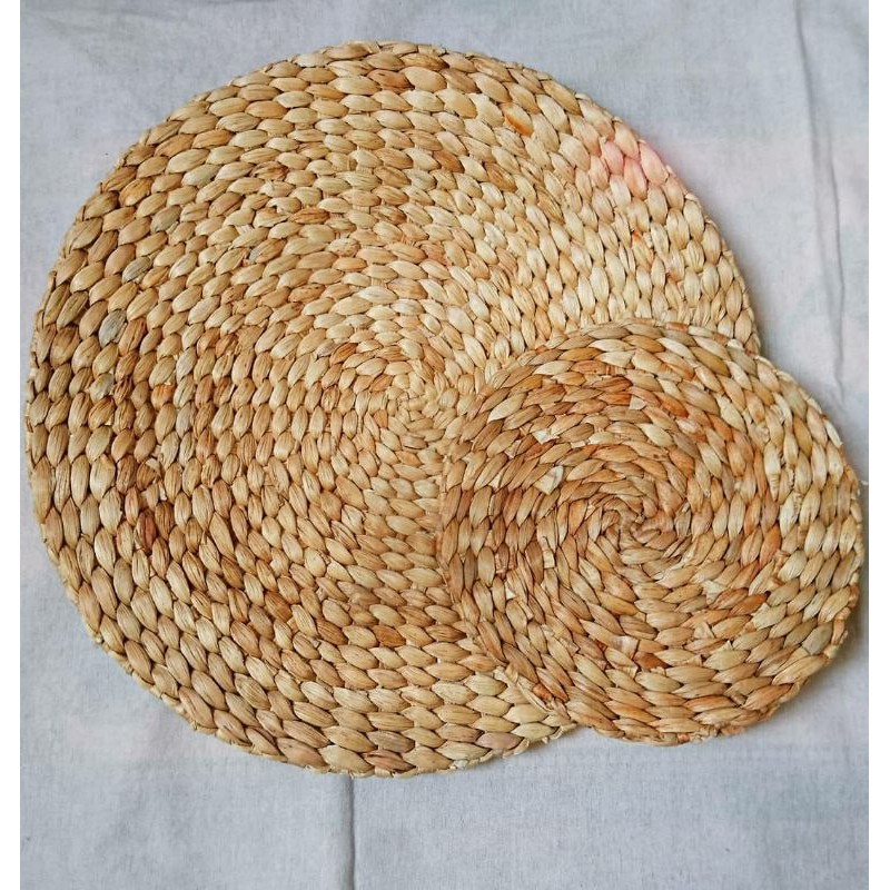 Placemat Eceng Gondok / Tatakan Piring dan Meja Eceng Gondok