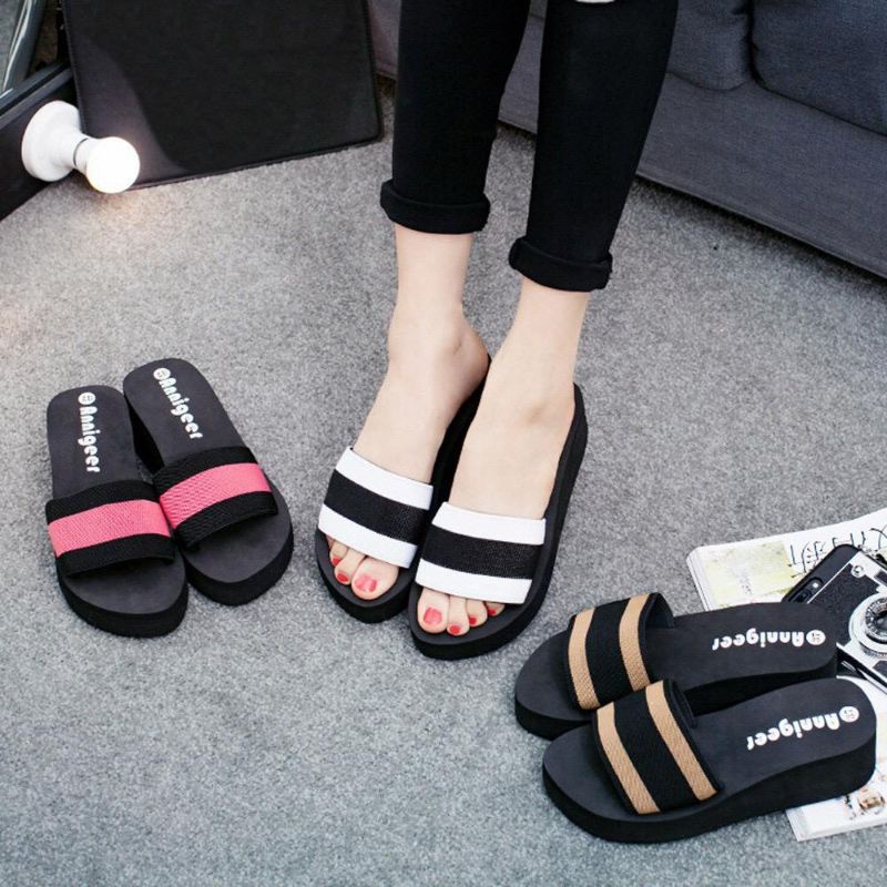 Sandal Wedges Motif Salur