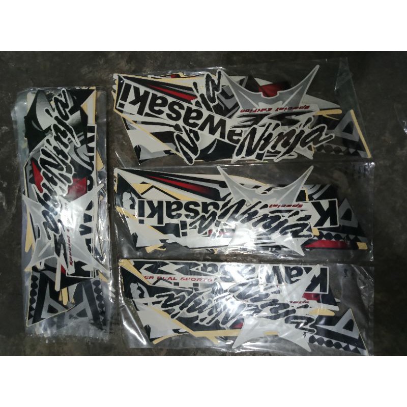 Striping stiker Kawasaki ninja RR new 2013 putih