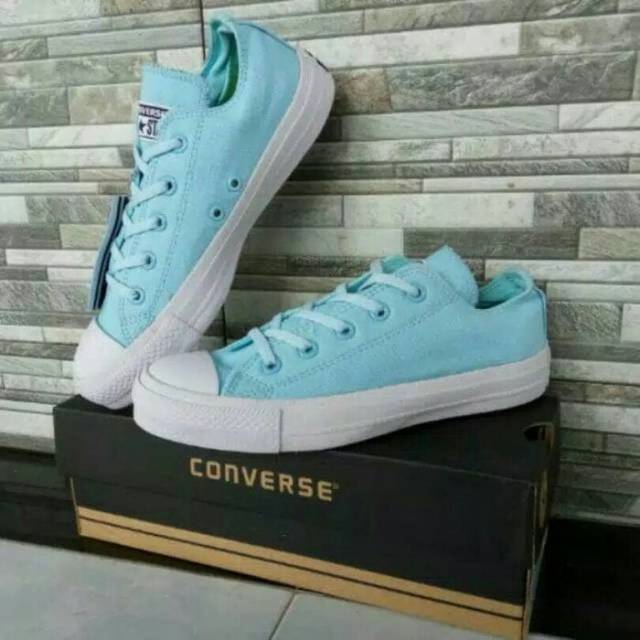 Sepatu Converse Chuck Taylor CT Ice Blue Cewek Cowok Sneakers Keren Murah