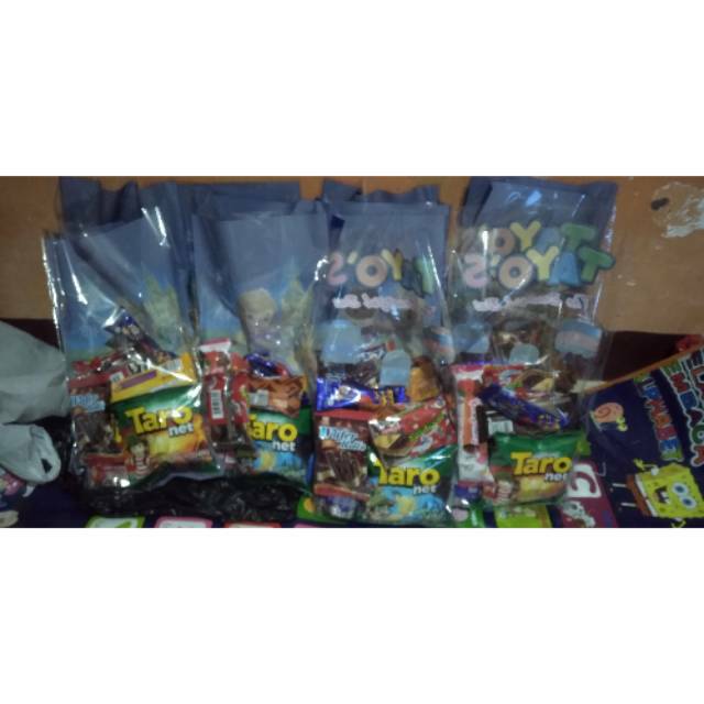

Paket Bingkisan Ulang Tahun/Paket Snack Ulang Tahun
