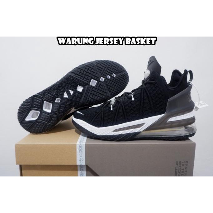 DISKON Sepatu Basket Lebron 18 Black White